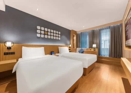 Deluxe 2-bed Room