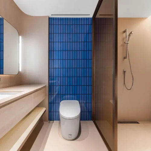 Deluxe Family Room (Parent-Child)