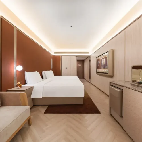 Deluxe Family Room (Parent-Child)