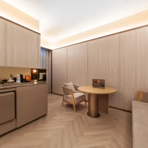 Deluxe Family Room (Parent-Child)