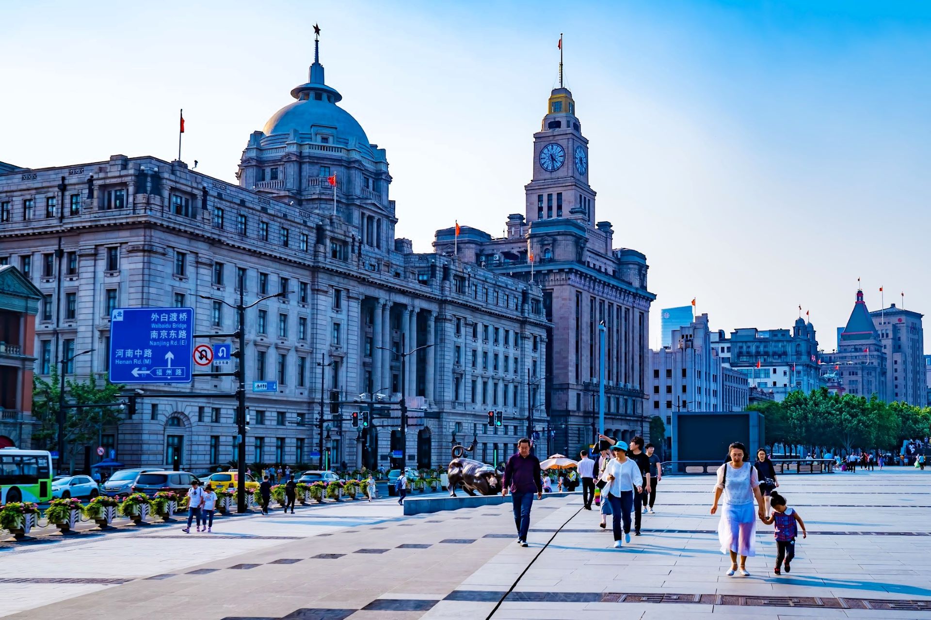 The Bund Walk: Shanghai’s Iconic Waterfront Promenade — Your Ultimate Guide from Crystal Orange Hotel Shanghai Yu Garden On the Bund